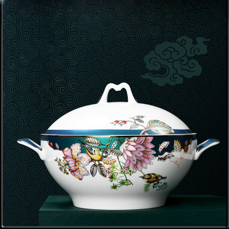 Fine China Home Dinnerware Sets Christmas Gift Women Luxury Kitchen Dinnerware Plates Guests Vajilla De Platos Dishes Set
