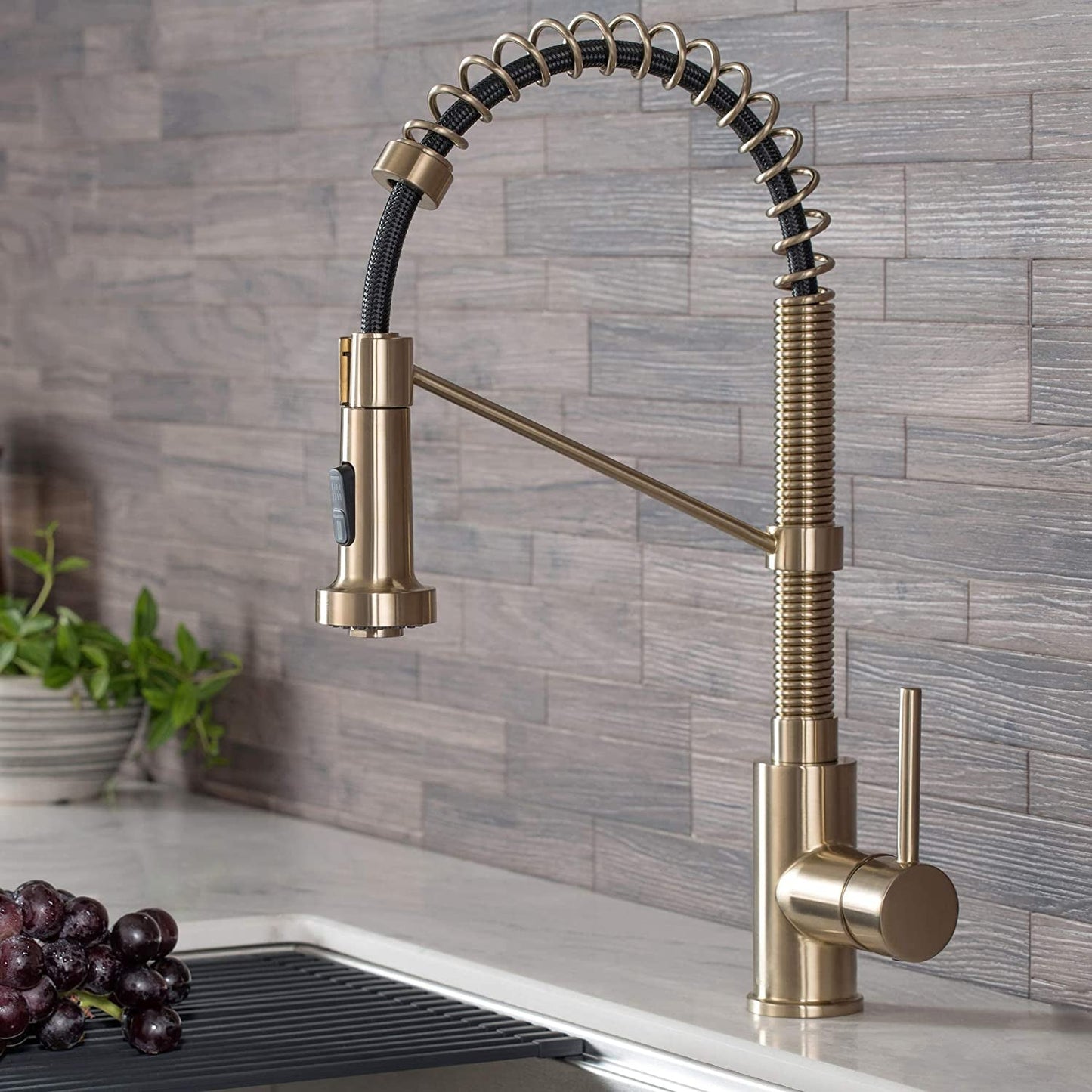 KRAUS Bolden Pull-Down Faucet in Brushed Gold: Elevate Your Kitchen Aesthetics
