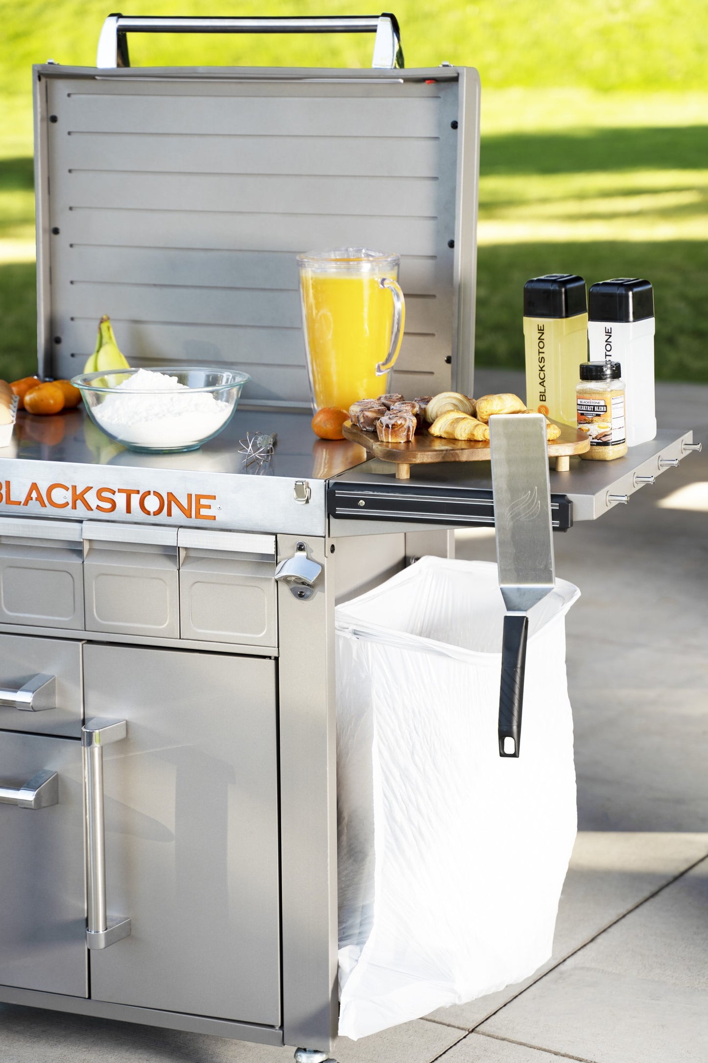 Blackstone Proseries Prep, Serve, and Store Cart with Hood