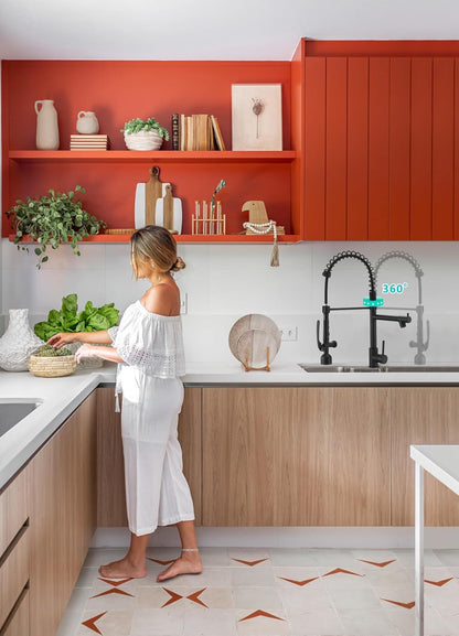 Black Kitchen Faucet with Pull down Sprayer,Commercial LED Kitchen Faucet,Single Handle Single Hole Kitchen Sink Faucet