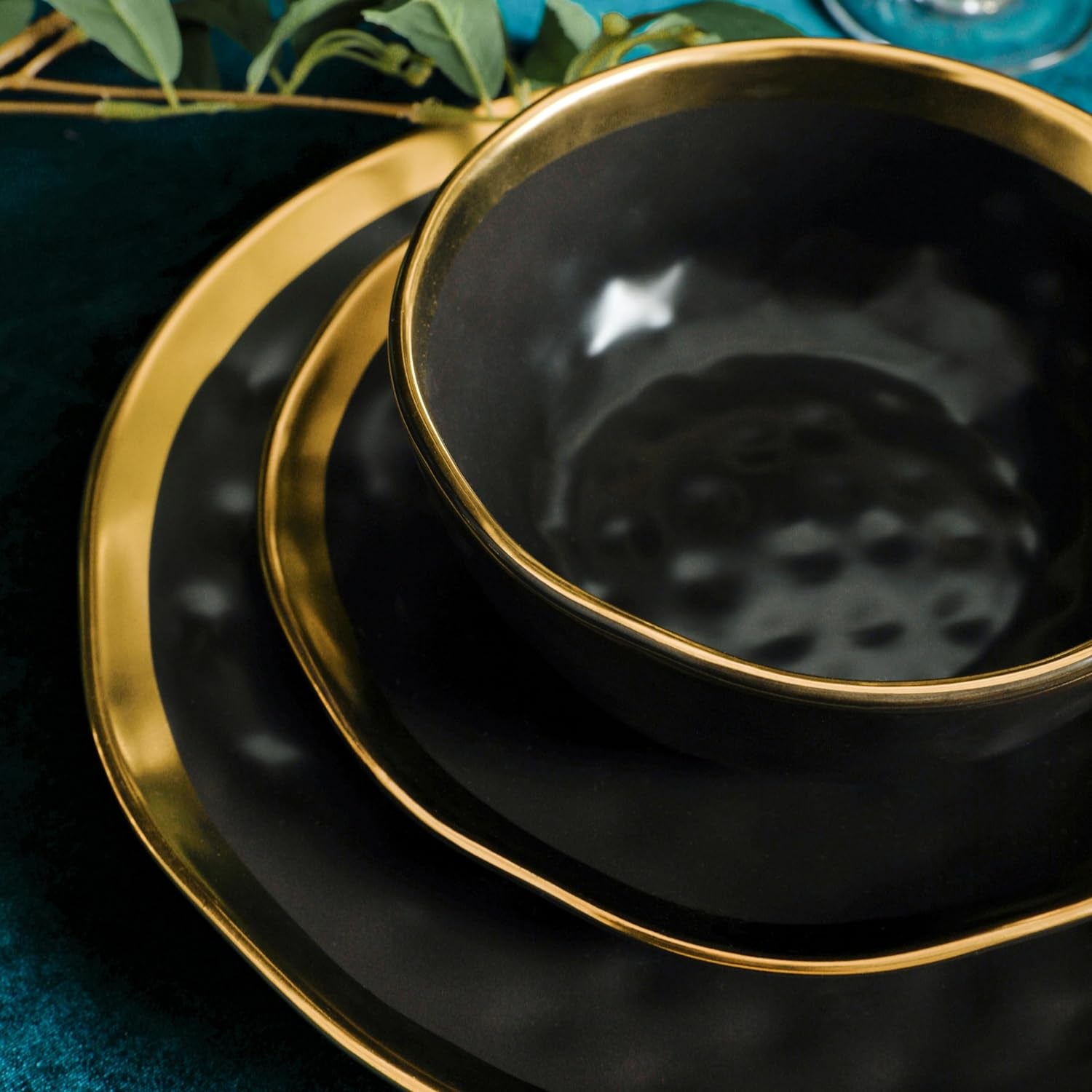 Stone Lain Florian Contemporary 16-Piece Porcelain Dinnerware Set with Black and Gold Rim for Four