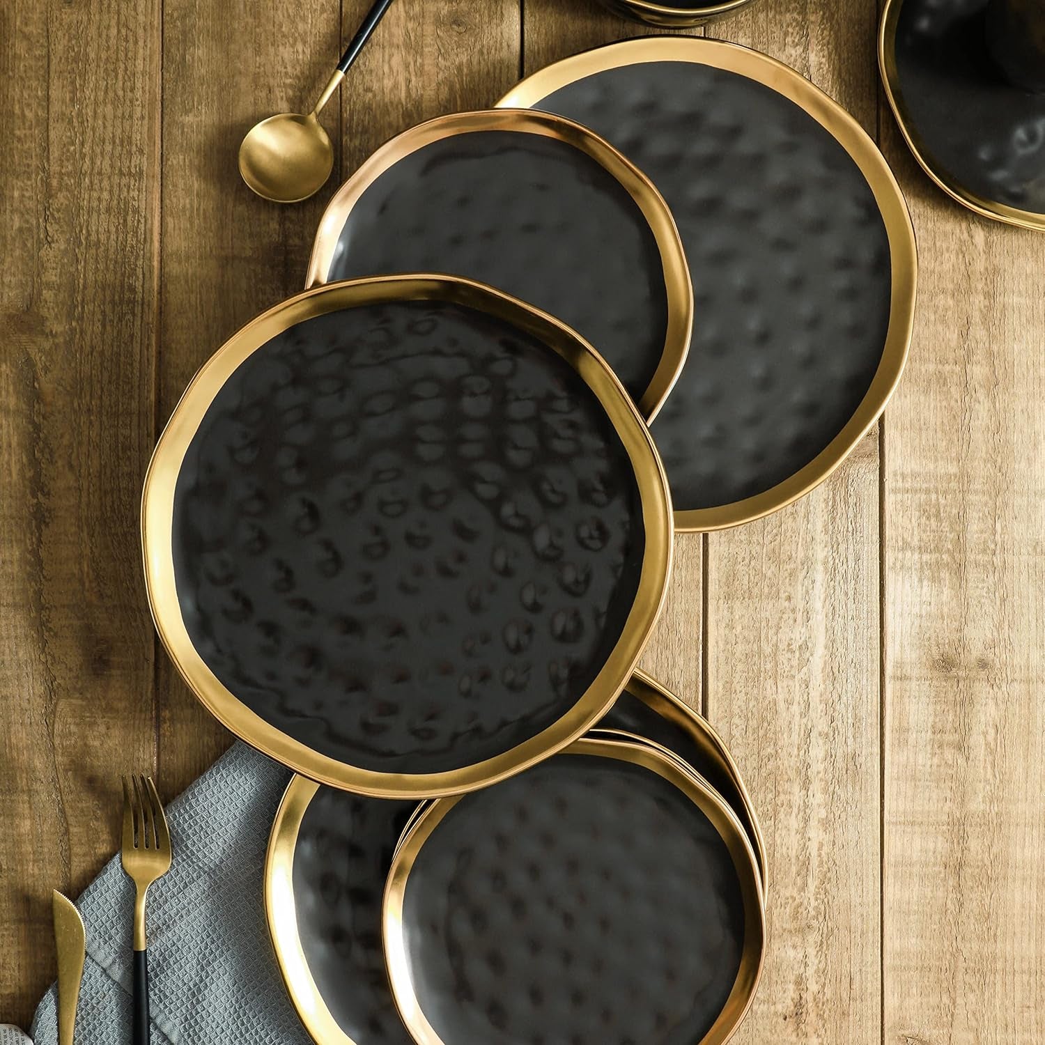 Stone Lain Florian Contemporary 16-Piece Porcelain Dinnerware Set with Black and Gold Rim for Four
