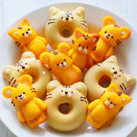 Authentic new doughnut cartoon bear 6 even chocolate cake baking tray home baking tools