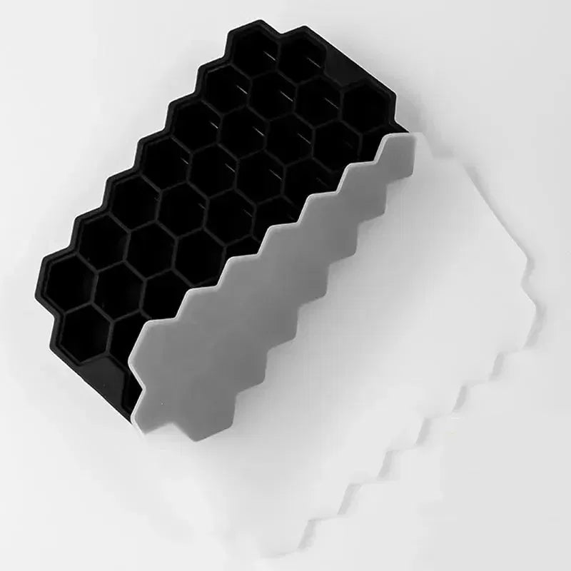 Color: Pink, Size: XL - 4/2/1PCS Silicone Ice Cube Mold 148 Cube Large-capacity Ice Trays Food Grade Ice Maker BPA Free Reusable Ice Maker with Lids
