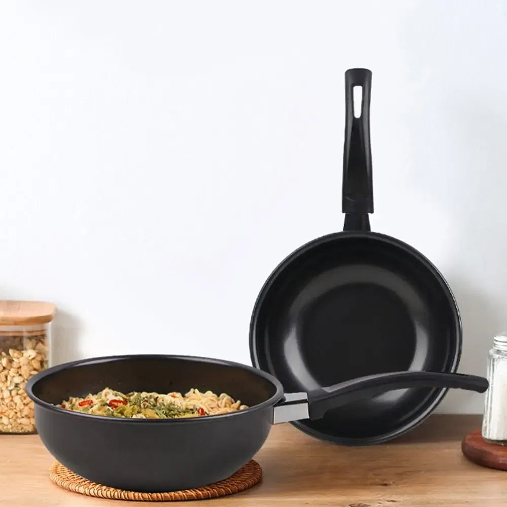 Color: Red - Frying Pan Mini Cooking Omelette Pans Non-stick Iron Pancake Egg Fryer With Long Handle Kitchen Gadgets