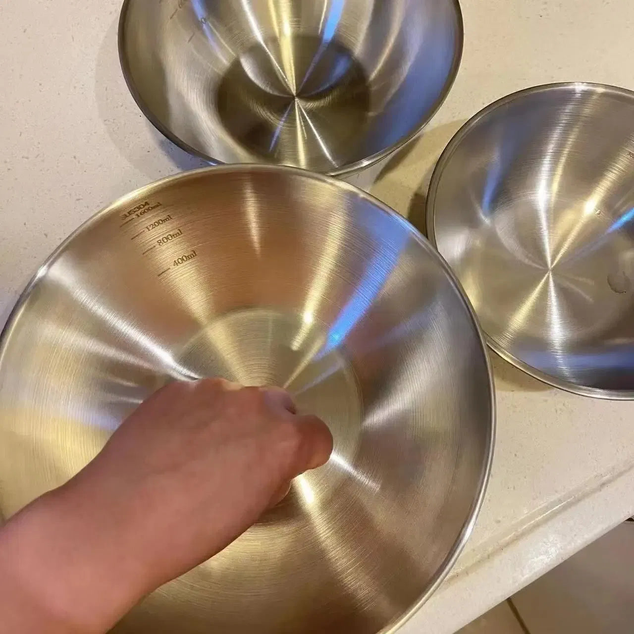 Color: Pink - 1-3 Stainless Steel Bowl Set with Scale for Cooking Baking Food Storage Large Capacity Mixing Bowls for Home Kitchen Essentials