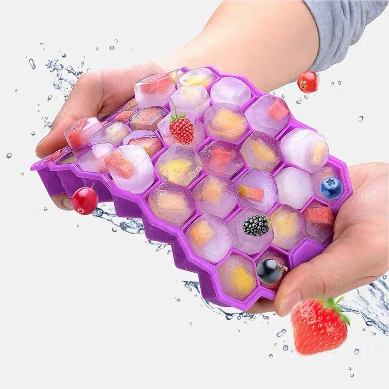 Color: Yellow - 4/2/1PCS Silicone Ice Cube Mold 148 Cube Large-capacity Ice Trays Food Grade Ice Maker BPA Free Reusable Ice Maker with Lids