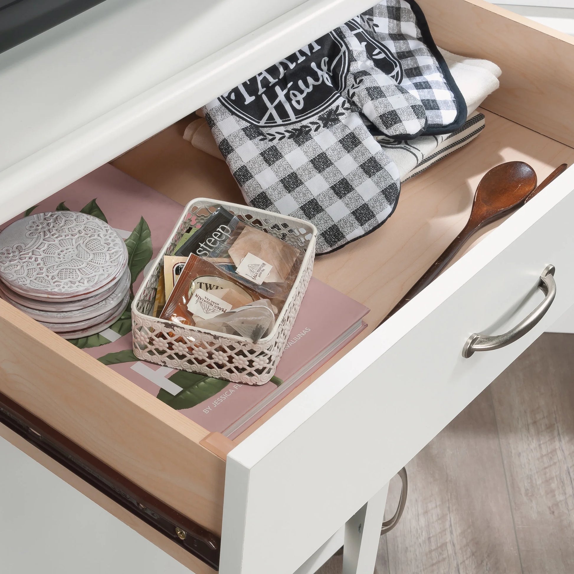 Sauder Kitchen Cart for Microwave in Soft White, Soft White Finish